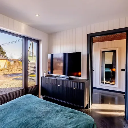 Hubane Suvemaja Vohandu Joe Laehistel Daire Võru